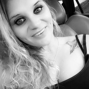 Meet your Posher, Leeann